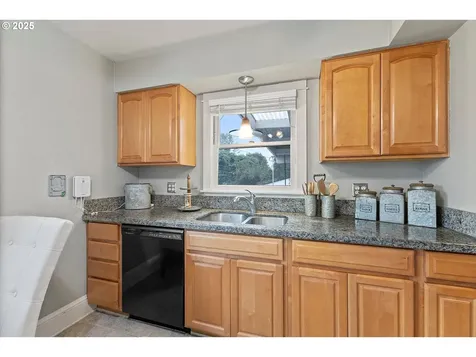 4215 SE Franklin Street Milwaukie OR 97222