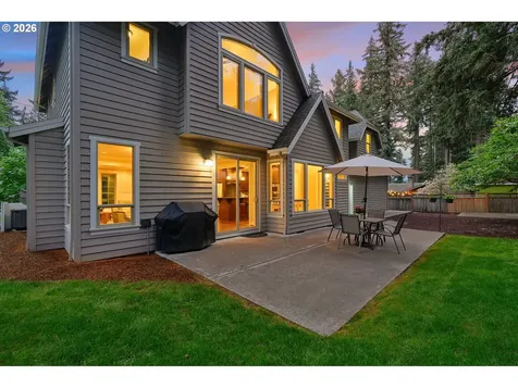 16723 Bonaire Avenue Lake Oswego OR 97035