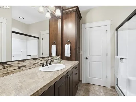 16723 Bonaire Avenue Lake Oswego OR 97035