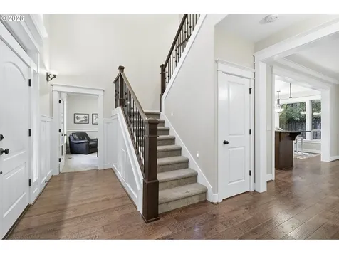 16723 Bonaire Avenue Lake Oswego OR 97035
