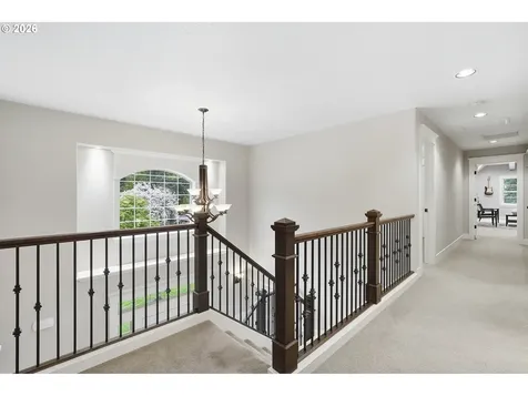 16723 Bonaire Avenue Lake Oswego OR 97035