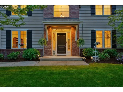 16723 Bonaire Avenue Lake Oswego OR 97035