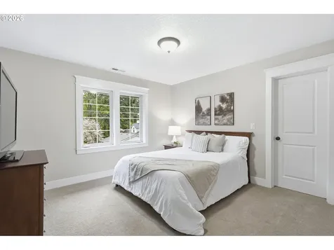 16723 Bonaire Avenue Lake Oswego OR 97035