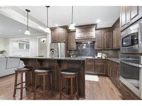 16723 Bonaire Avenue Lake Oswego OR 97035