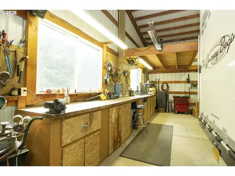 90150 Shore Lane Eugene OR 97402