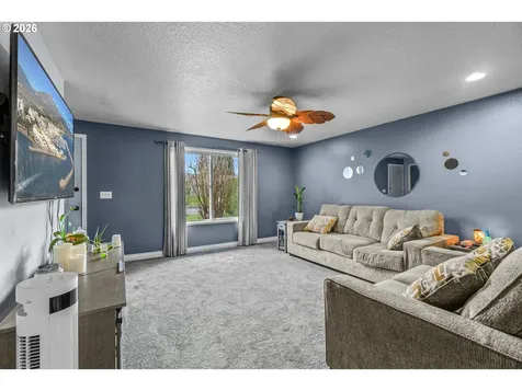 1404 NW 4th Street Battle Ground WA 98604