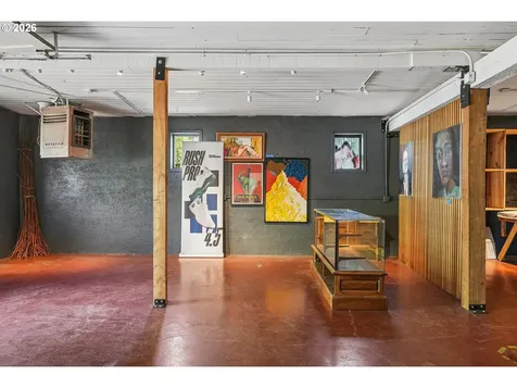 1114 SE Clay Street Portland OR 97214