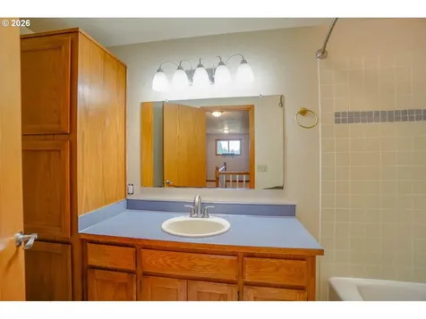 3604 NE 174th Street Vancouver WA 98686