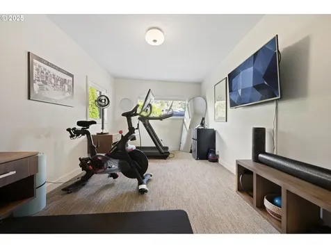 3701 SW 38th Avenue Portland OR 97221