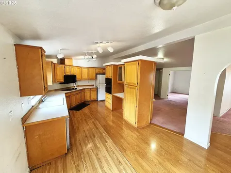 3720 Scott Road Hood River OR 97031