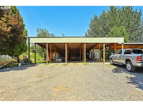 3720 Scott Road Hood River OR 97031