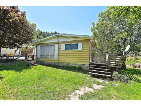 3720 Scott Road Hood River OR 97031