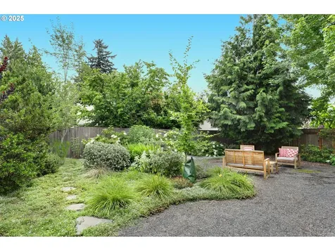 4116 NE 13th Avenue Portland OR 97211