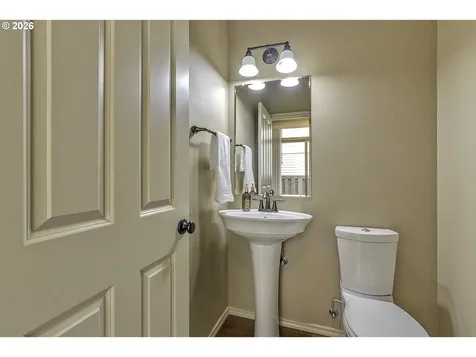 6756 NW Joss Avenue Portland OR 97229