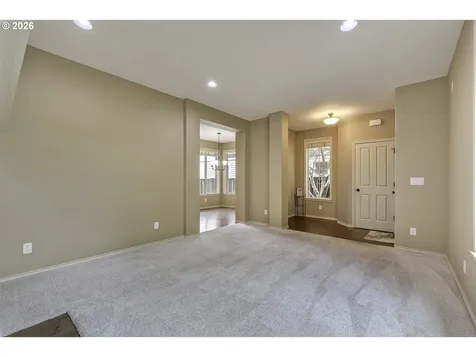 6756 NW Joss Avenue Portland OR 97229