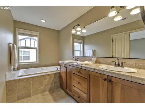 6756 NW Joss Avenue Portland OR 97229