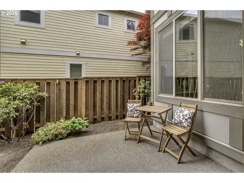 6756 NW Joss Avenue Portland OR 97229