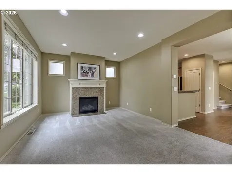 6756 NW Joss Avenue Portland OR 97229