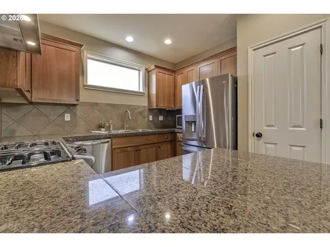 6756 NW Joss Avenue Portland OR 97229