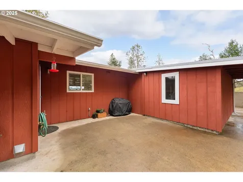 260 Orchard Lane Roseburg OR 97471