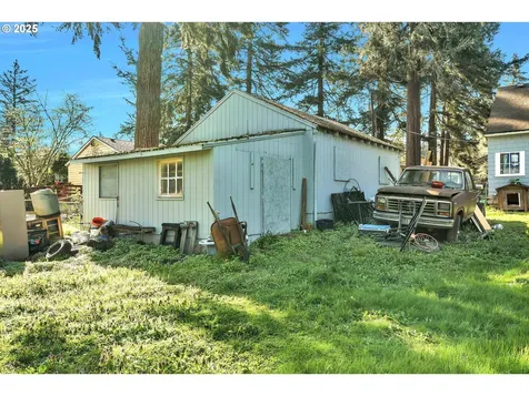12107 SE Carlton Street Portland OR 97266