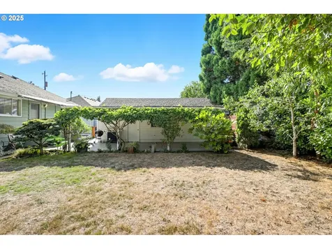394 SW 2nd Avenue Canby OR 97013