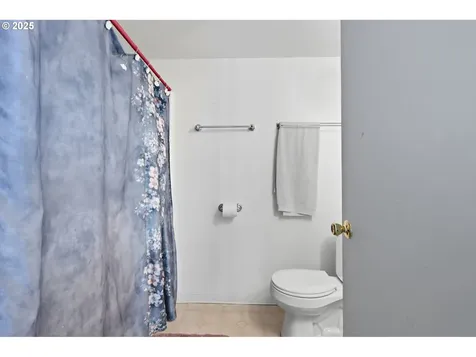 394 SW 2nd Avenue Canby OR 97013