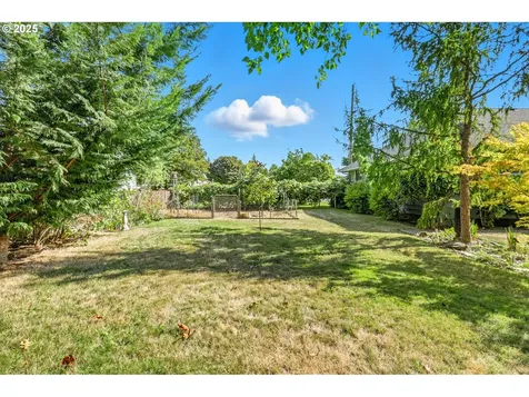 394 SW 2nd Avenue Canby OR 97013