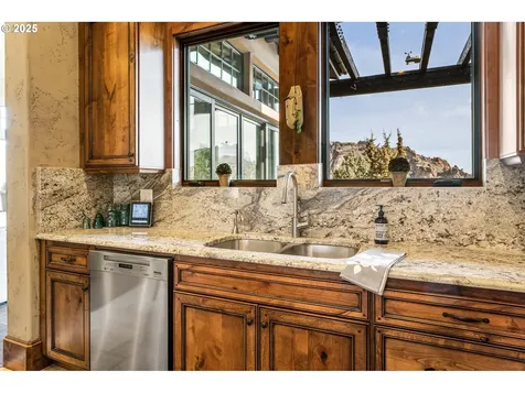 10219 NE Vineyard Way Terrebonne OR 97760
