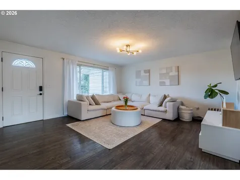 487 Snoopy Lane NE Salem OR 97301