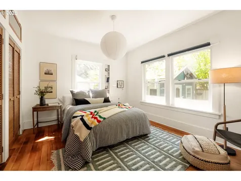 5826 NE 27th Avenue Portland OR 97211
