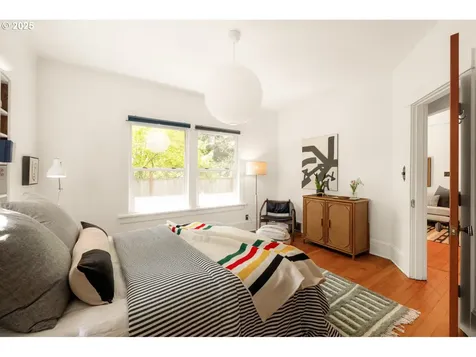 5826 NE 27th Avenue Portland OR 97211