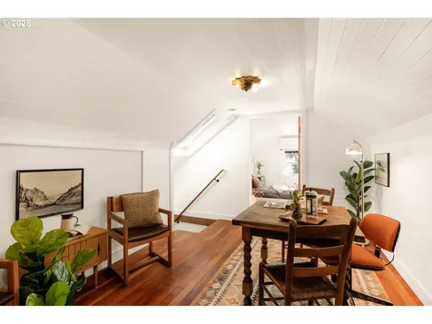 5826 NE 27th Avenue Portland OR 97211