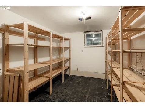 5826 NE 27th Avenue Portland OR 97211