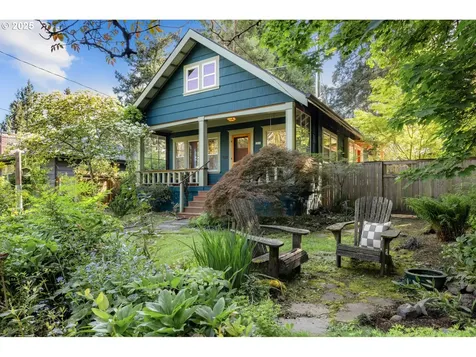 5826 NE 27th Avenue Portland OR 97211
