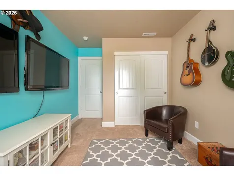 37961 Killarney Street Sandy OR 97055