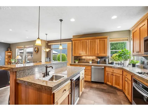 286 SE Condor Drive Gresham OR 97080