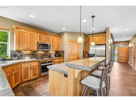 286 SE Condor Drive Gresham OR 97080