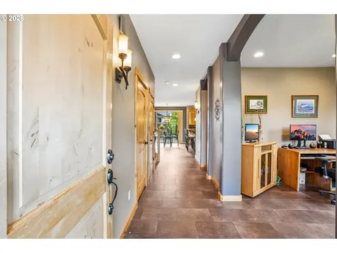 286 SE Condor Drive Gresham OR 97080