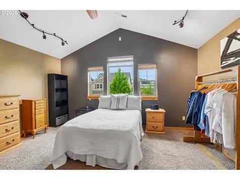 286 SE Condor Drive Gresham OR 97080