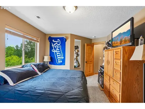 286 SE Condor Drive Gresham OR 97080