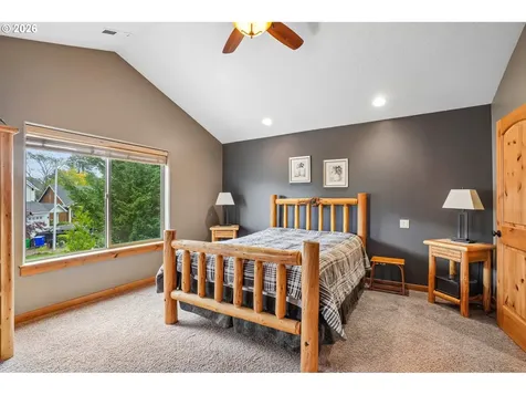 286 SE Condor Drive Gresham OR 97080