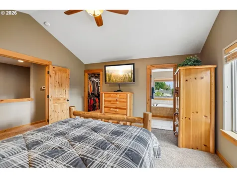 286 SE Condor Drive Gresham OR 97080