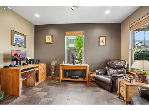 286 SE Condor Drive Gresham OR 97080