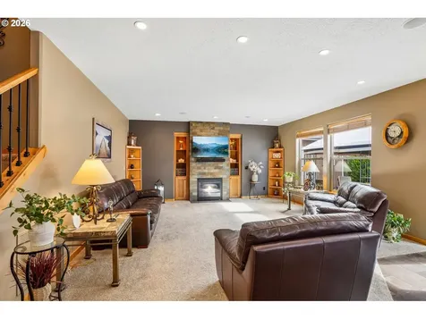 286 SE Condor Drive Gresham OR 97080