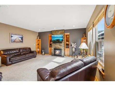 286 SE Condor Drive Gresham OR 97080