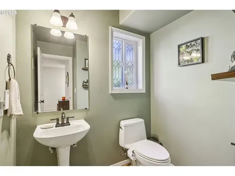 915 NW Vinca Lane Camas WA 98607