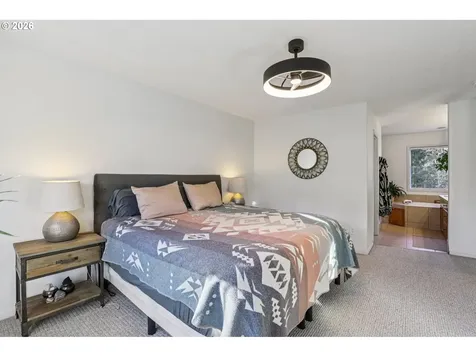 915 NW Vinca Lane Camas WA 98607