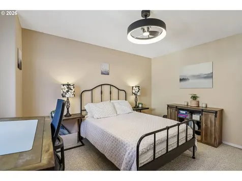 915 NW Vinca Lane Camas WA 98607