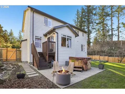 915 NW Vinca Lane Camas WA 98607